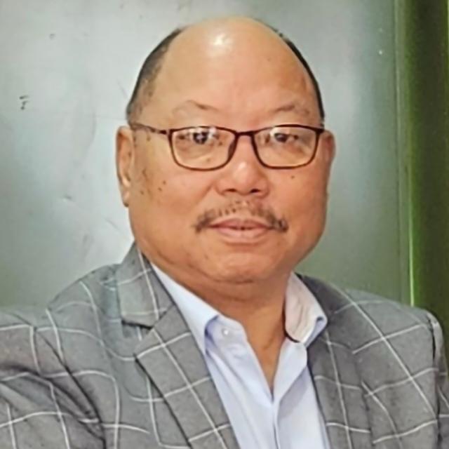 Dr. D Longri